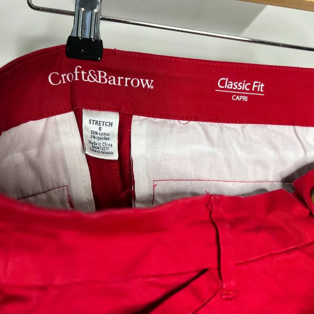 Croft & Barrow women's red stretch capri pants - Picture 4 of 4